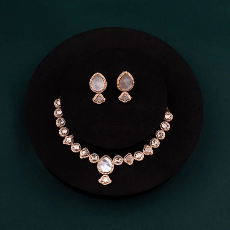 Kundan Necklace Set