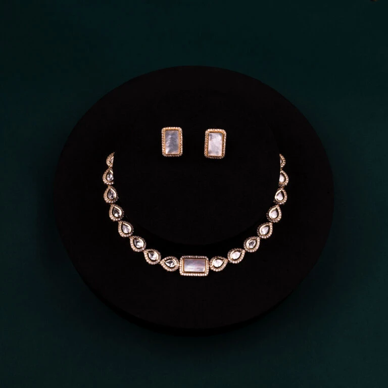 Kundan Necklace Set