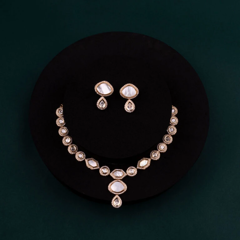 Kundan Necklace Set
