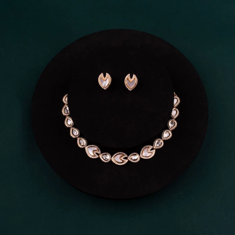 Kundan Necklace Set